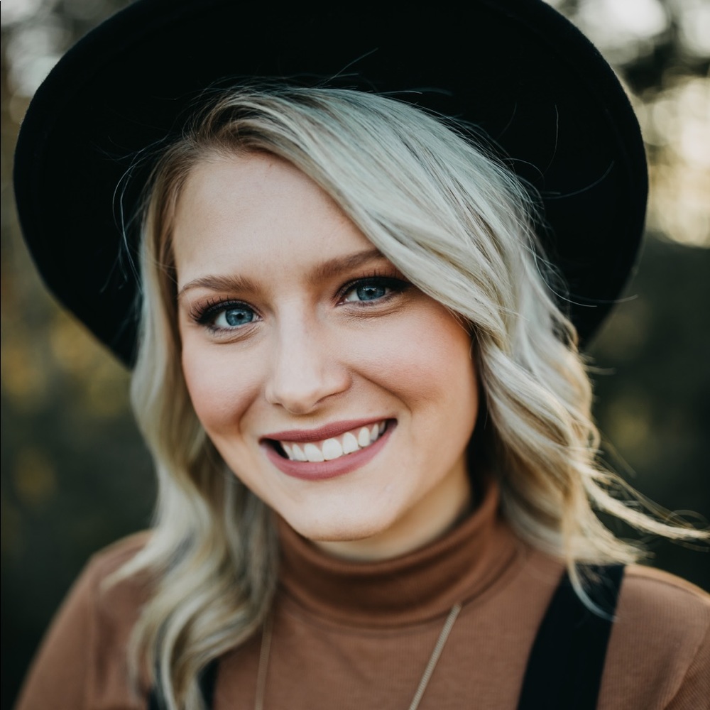 Meet your Posher, Haley